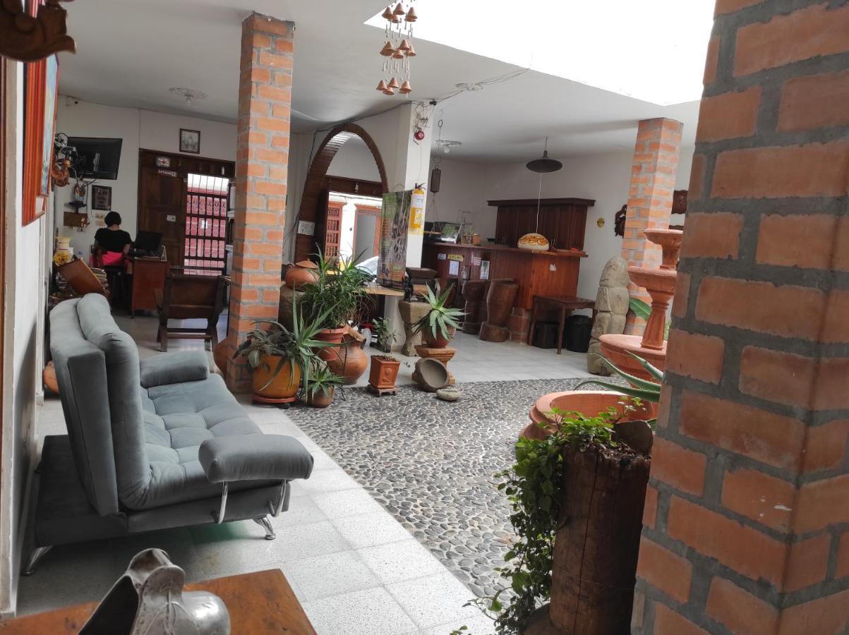 Hotel Barajas Jardín Zewnętrze zdjęcie