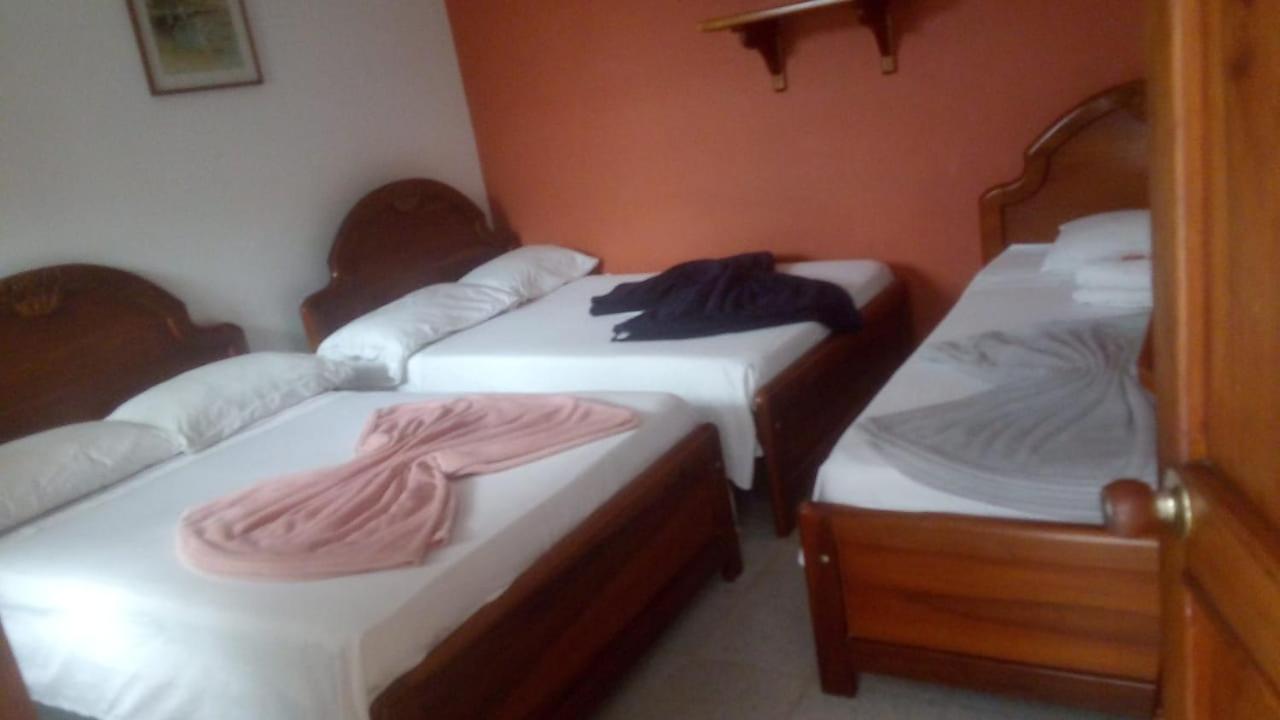 Hotel Barajas Jardín Zewnętrze zdjęcie